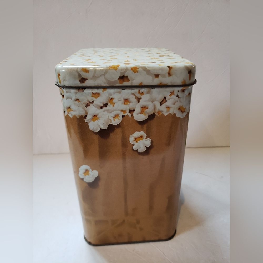 Mickey Mouse Popcorn Tin - Picture 5 of 10